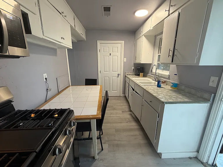 510 Gay St — Photo 6