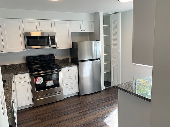 3rd image of 12350 Witheridge Dr