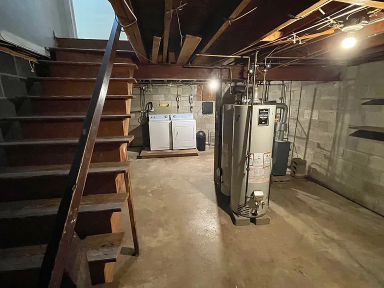 Private basement with laundry and storage