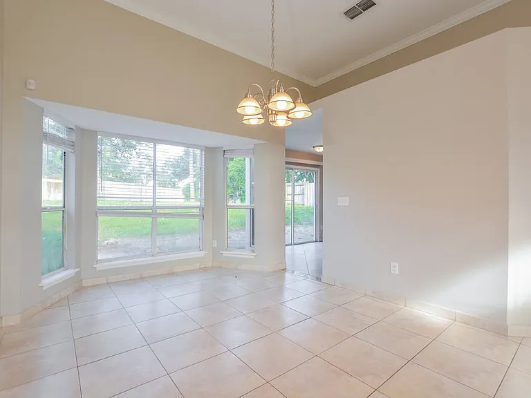 2233 Grand Tree Ct — Photo 9