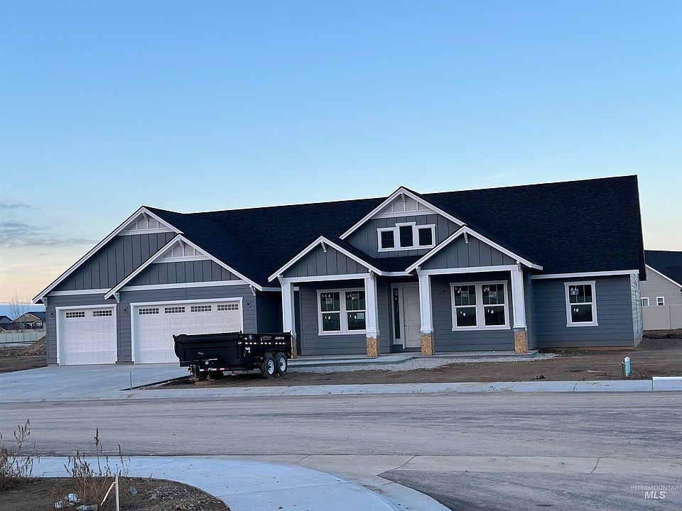 1st image of 4008 E Steele Ct