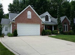 318 Wilderness Trl, Holland, OH 43528