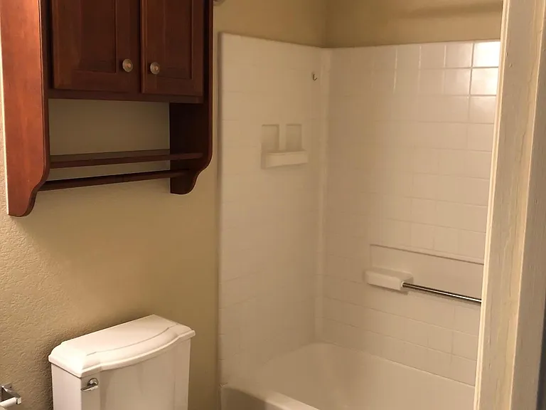 6827 Brittany Dr — Photo 8