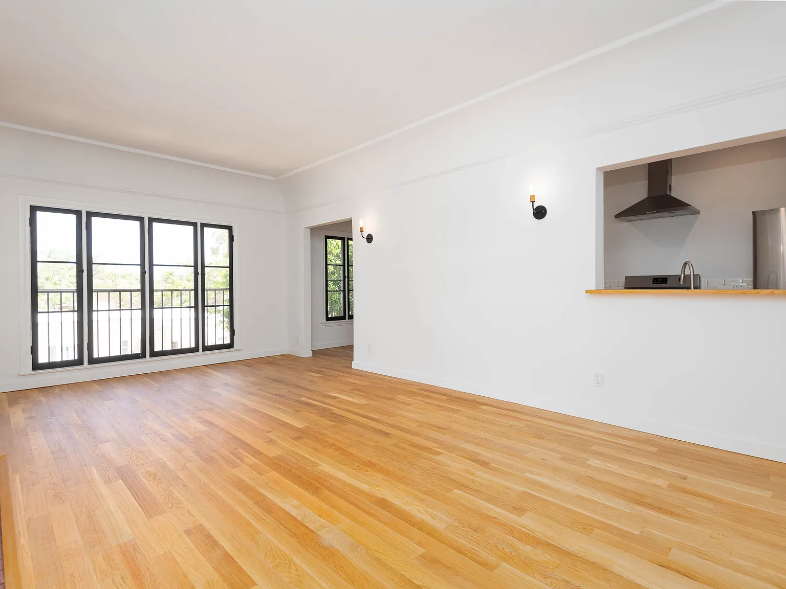 1 bed, 1000 sqft, $3,395 — Photo 2