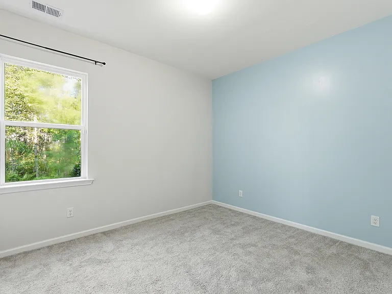 17 Crown Ct — Photo 18
