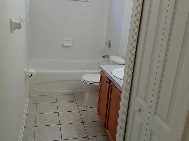 Guest bath.