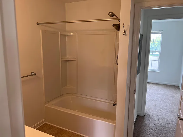 8388 Saylor Ct — Photo 11
