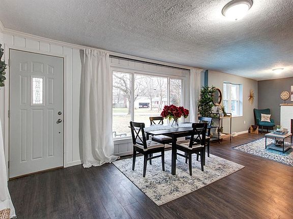 4th image of 4731 Sunnyside Dr