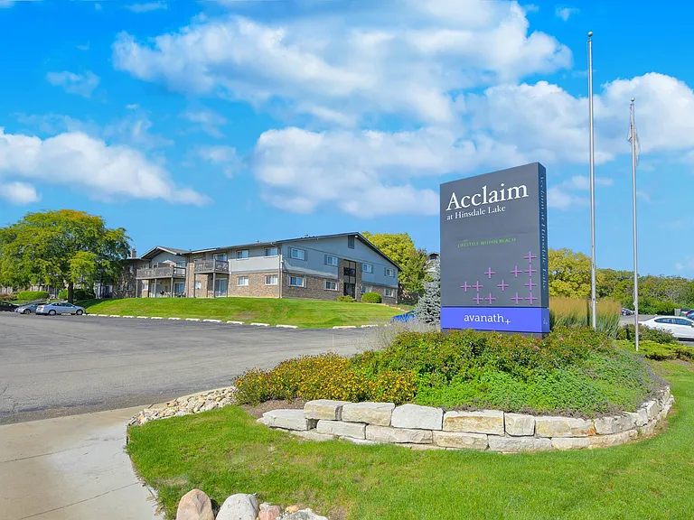 Acclaim at Hinsdale Lake — Photo 25