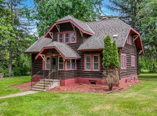 915 West St, Boyceville, WI 54725