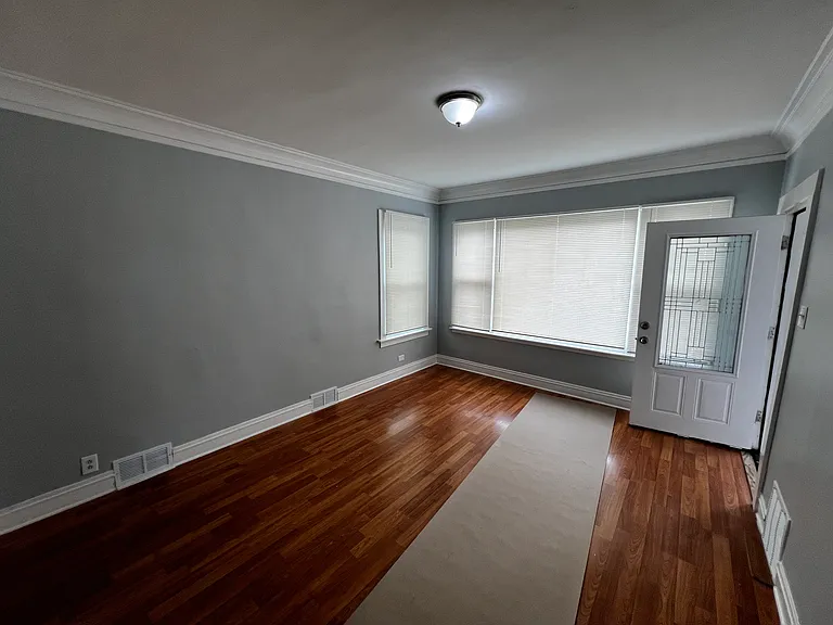 346 W 113th St — Photo 13