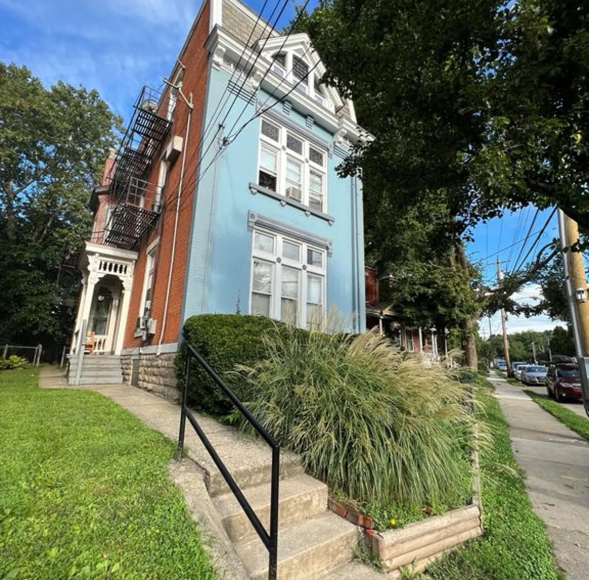 4231 Hamilton Ave — Photo 1