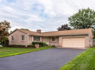 48 Venice Cir, Irondequoit, NY 14609
