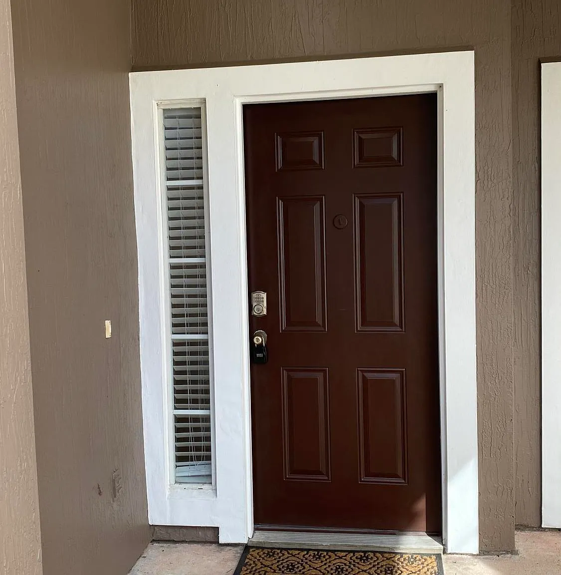 2 bed, 2.5 bath, 1222 sqft, $1,695 — Photo 2