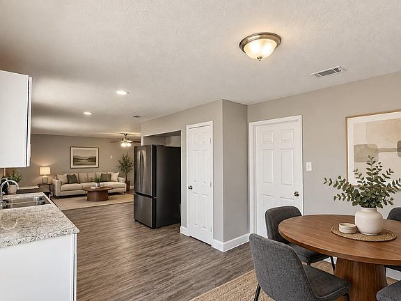 5th image of 4126 Worrell Dr