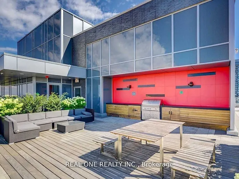 58 Orchard View Blvd #1011 — Photo 5