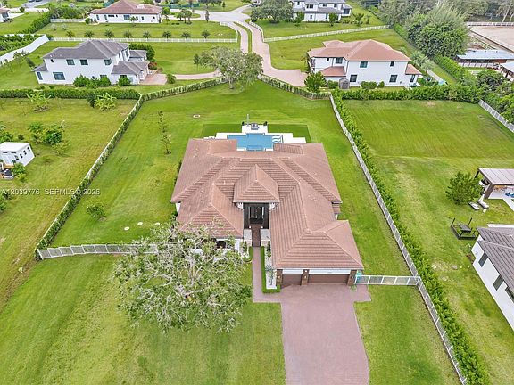3rd image of 4980 SW 159th Ave