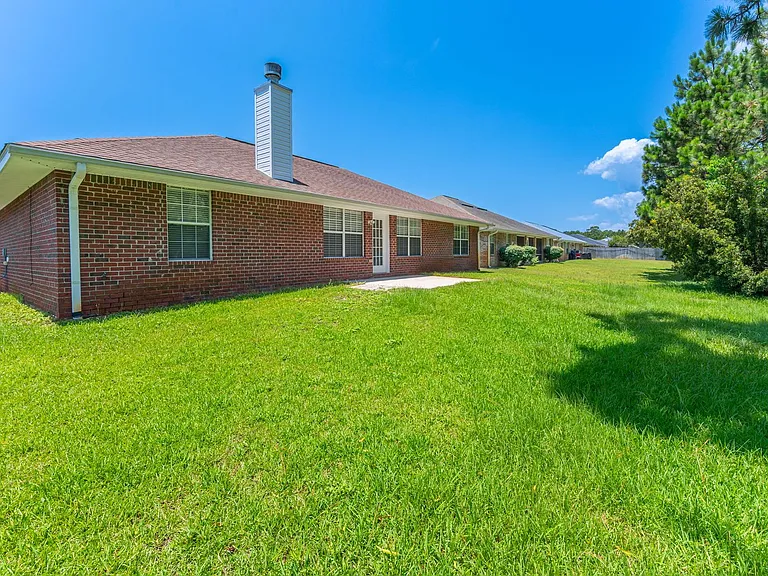 9750 Parker Lake Cir — Photo 35