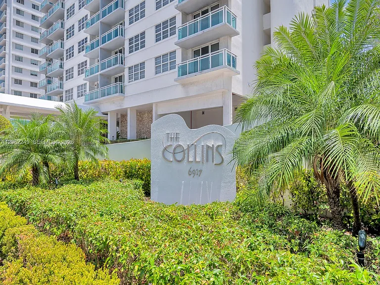6917 Collins Ave #815 — Photo 2