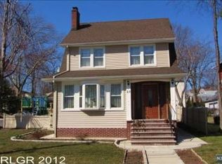 23 Terrace Ave, Hasbrouck Heights, NJ 07604