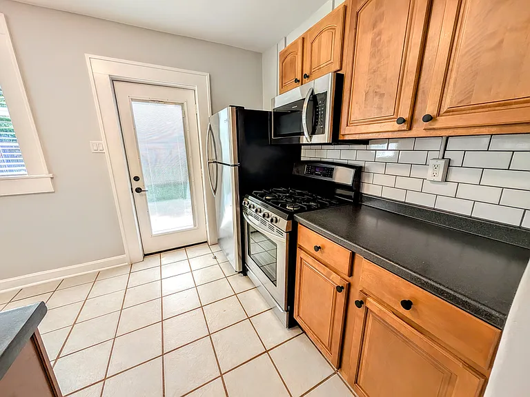 199 Lowry St NE — Photo 13