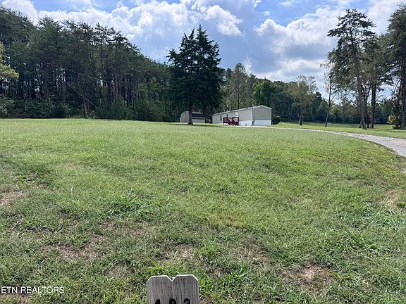 2nd image of 402 Stout Town Rd