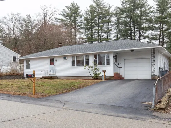 9 Ruth Street, Bedford, NH 03110