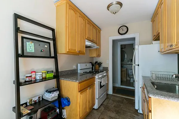 Rented by Oxford Property Group | media 9