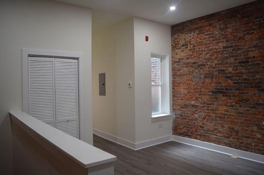 1st image of 6015 Baltimore Ave #3