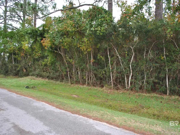5306 Pine Rd, Orange Beach, AL 36561