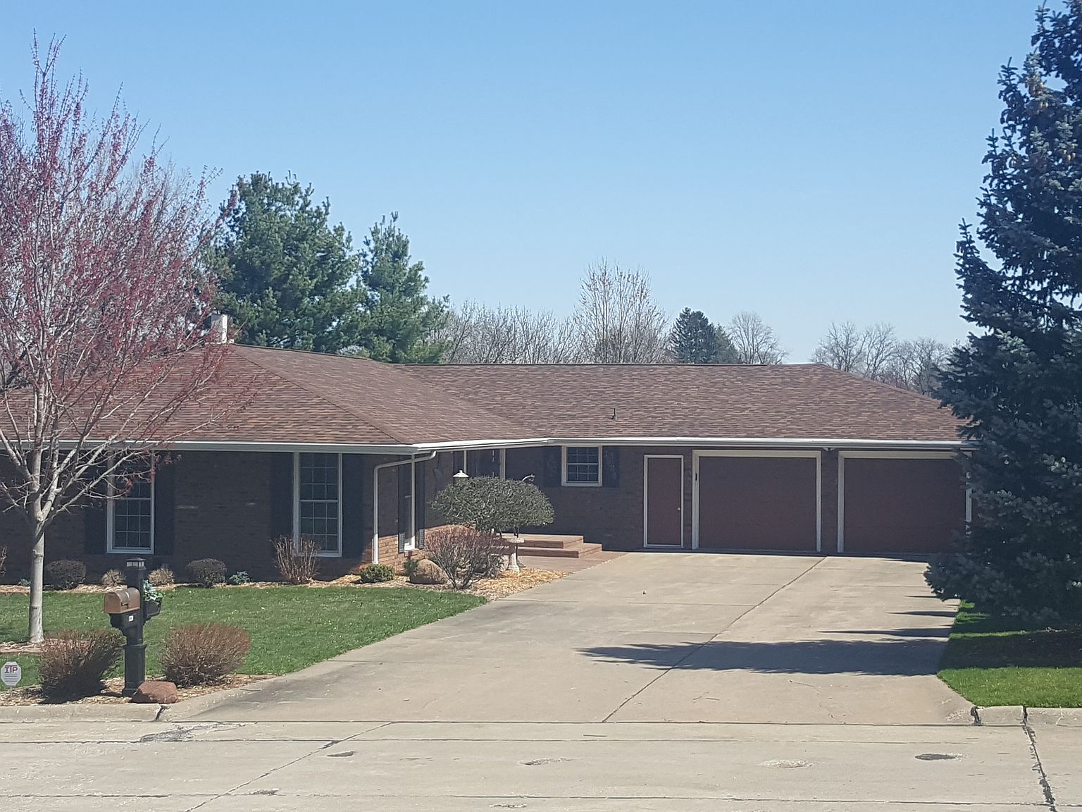 1224 Vista Ct, Muscatine, IA 52761 Zillow