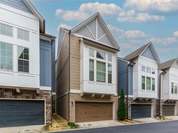 569 Mirrormont Dr SE, Smyrna, GA 30080