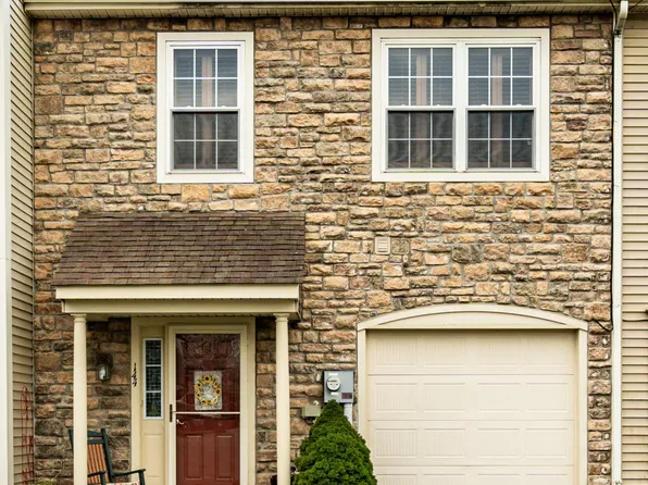 144 Red Oak Ct, Honey Brook, PA 19344