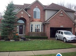 45883 Riverwoods Dr, Macomb, MI 48044