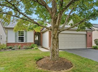 2821 Cascade Falls Cir, Elgin, IL 60124