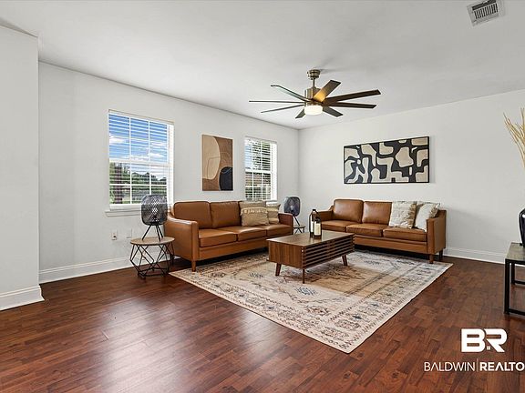 3rd image of 59 Northgate Cir