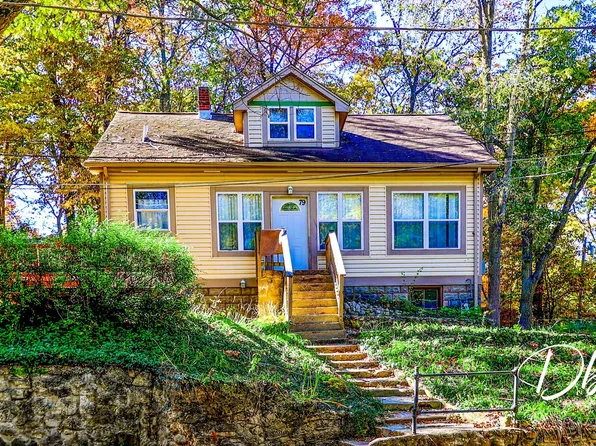 79 Lakewood Ave, Fox Lake, IL 60020