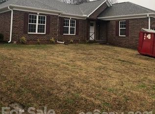 3611 Trappers Run Dr, Matthews, NC 28105