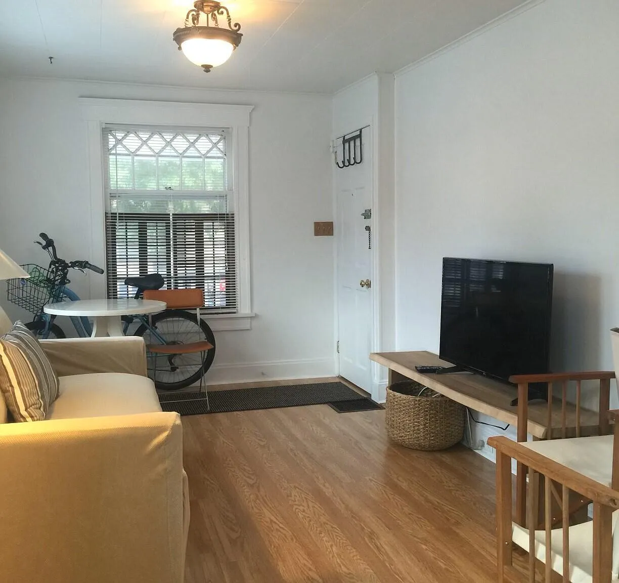 1 bed, 2667 sqft, $1,800 — Photo 3