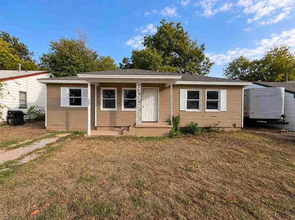1807 NW Taylor Ave, Lawton, OK 73507