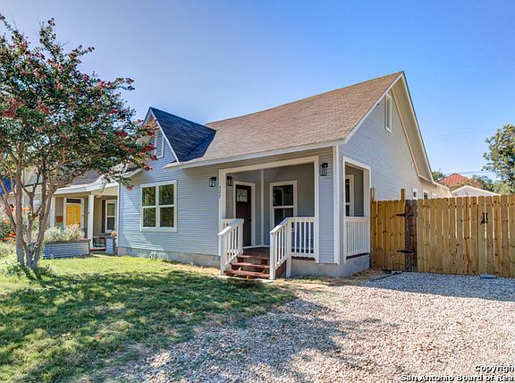 2nd image of 527 W HUISACHE AVE