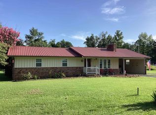 806 Sampson Ave, Mena, AR 71953