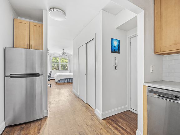 2nd image of 229 E 29th St APT 5C