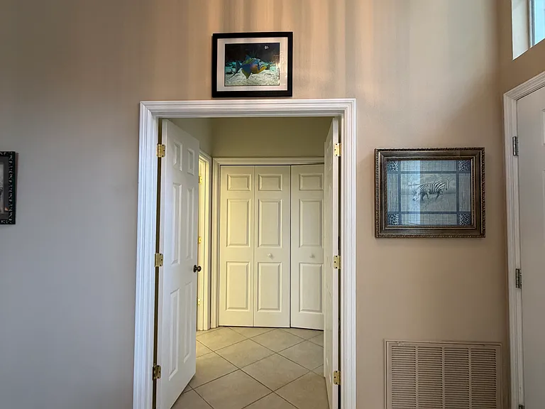 7630 Whitebridge Gln — Photo 16