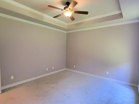 5th image of 3903 Le Brooke Ln