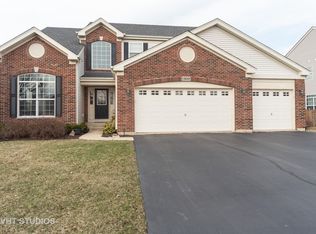10688 Santa Fe Trl, Huntley, IL 60142