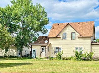 1016 Birch Ave, Harvey, ND 58341