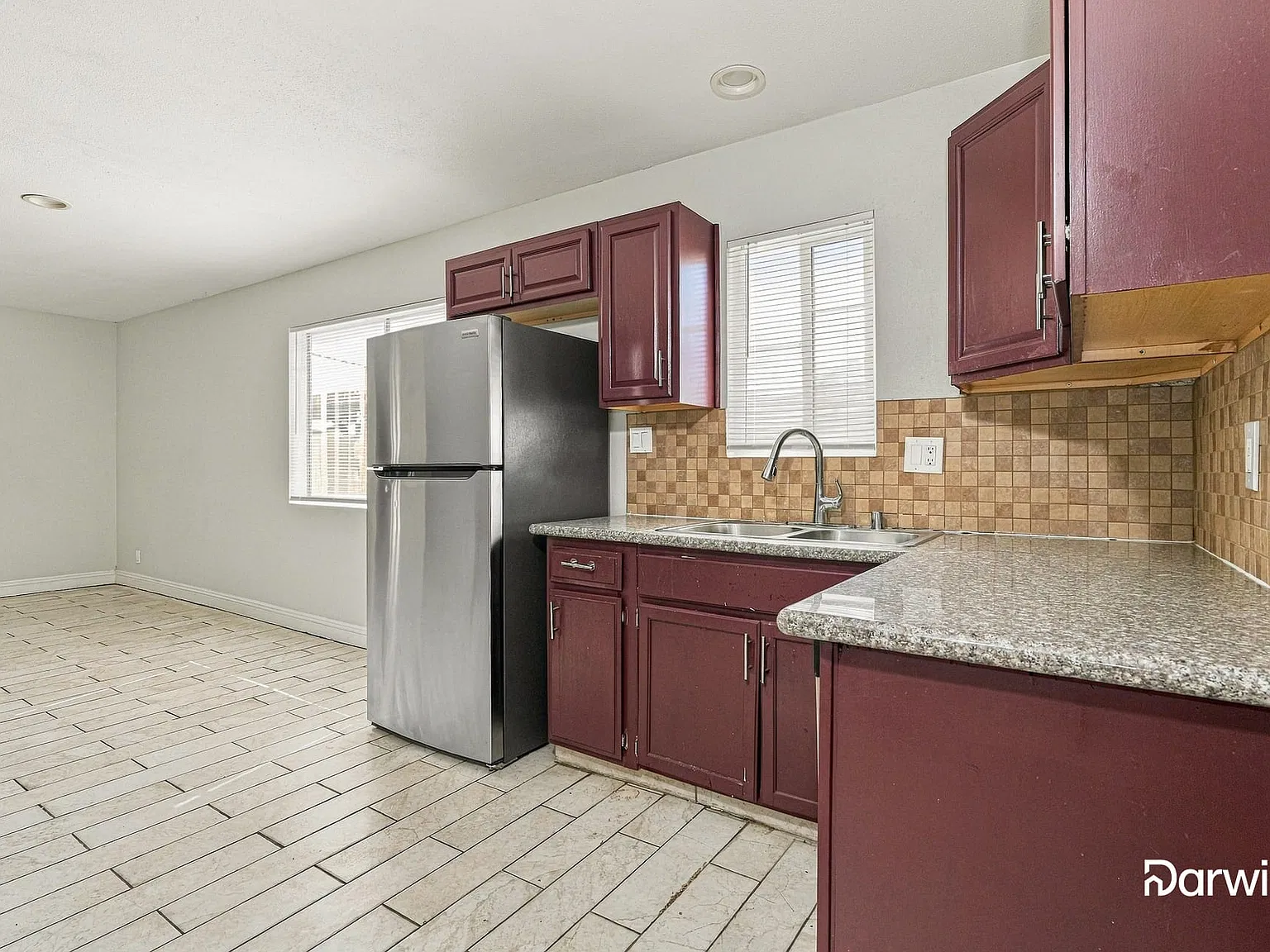 3 bed, 2.0 bath, 1580 sqft, $1,690 — Photo 3