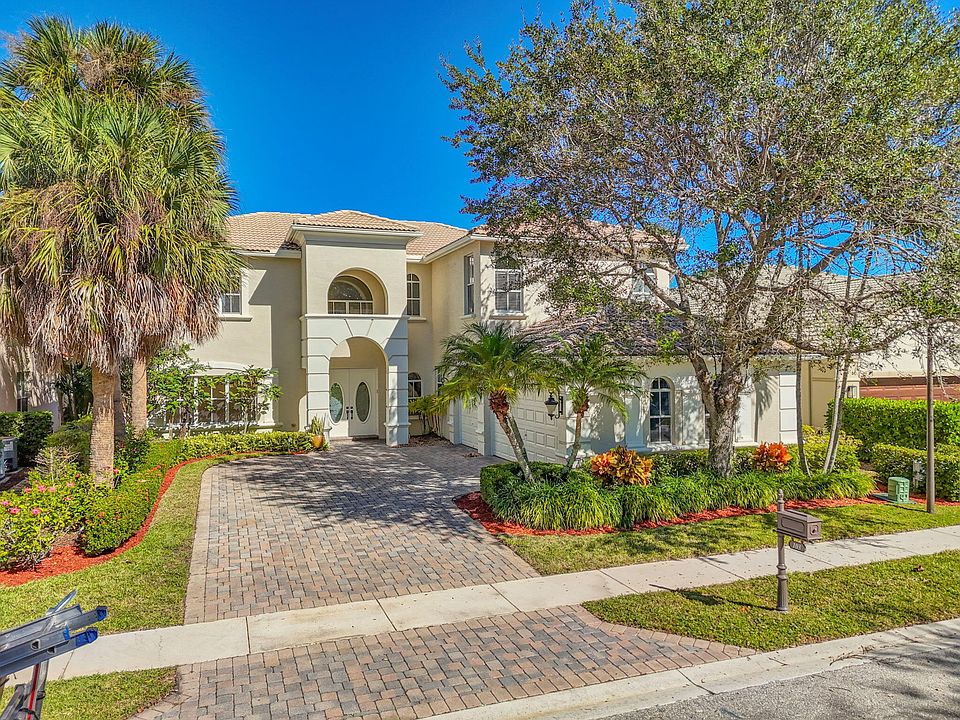 1st image of 103 Villa Nueva Place