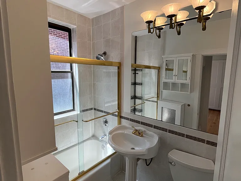 382 Commonwealth Ave #52 — Photo 13